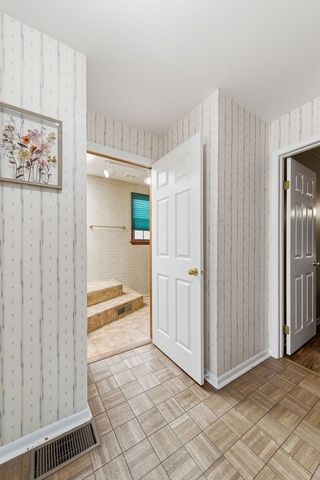 3412 N Orange Avenue, Chicago, IL 60634