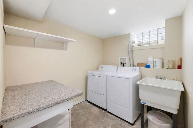 3412 N Orange Avenue, Chicago, IL 60634