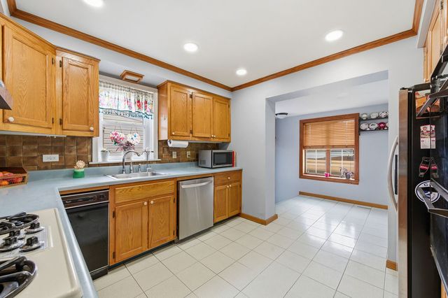 3412 N Orange Avenue, Chicago, IL 60634