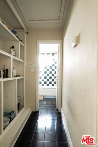 2321 Myrtle Avenue, Long Beach, CA 90806