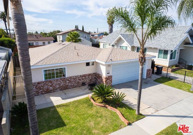 2321 Myrtle Avenue, Long Beach, CA 90806