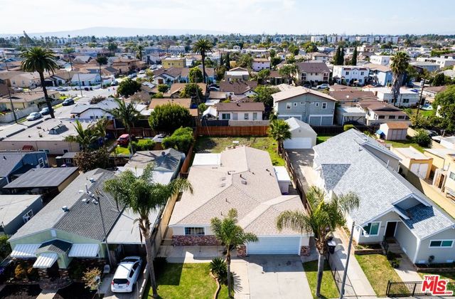 2321 Myrtle Avenue, Long Beach, CA 90806