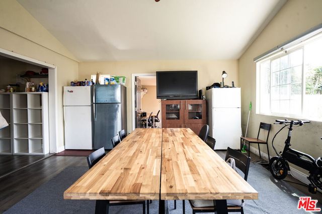 2321 Myrtle Avenue, Long Beach, CA 90806