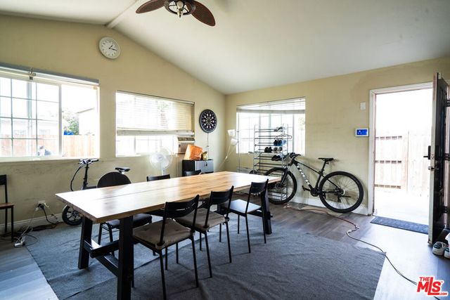 2321 Myrtle Avenue, Long Beach, CA 90806