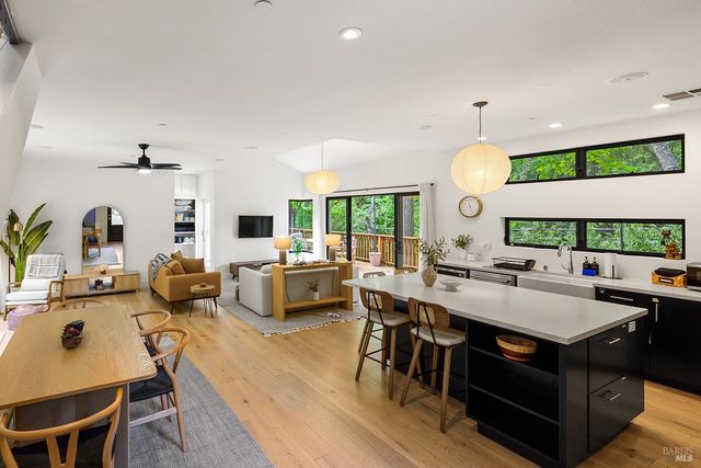 2563 Mill Creek Rd, Healdsburg, CA 95448