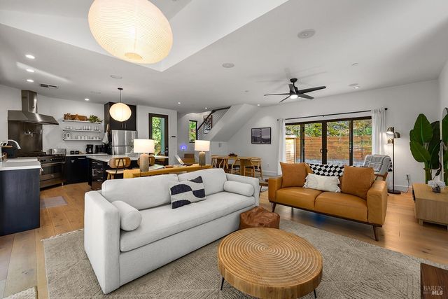 2563 Mill Creek Rd, Healdsburg, CA 95448