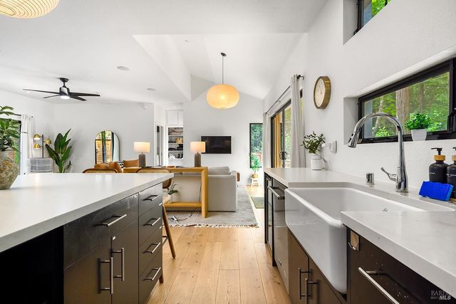 2563 Mill Creek Rd, Healdsburg, CA 95448