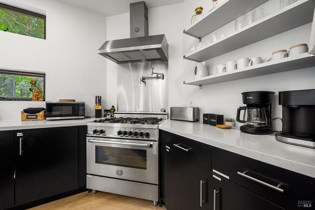 2563 Mill Creek Rd, Healdsburg, CA 95448