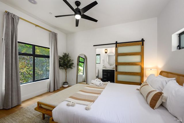 2563 Mill Creek Rd, Healdsburg, CA 95448