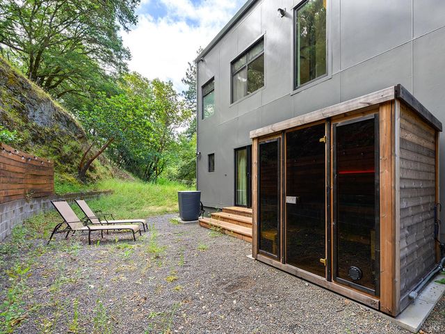 2563 Mill Creek Rd, Healdsburg, CA 95448