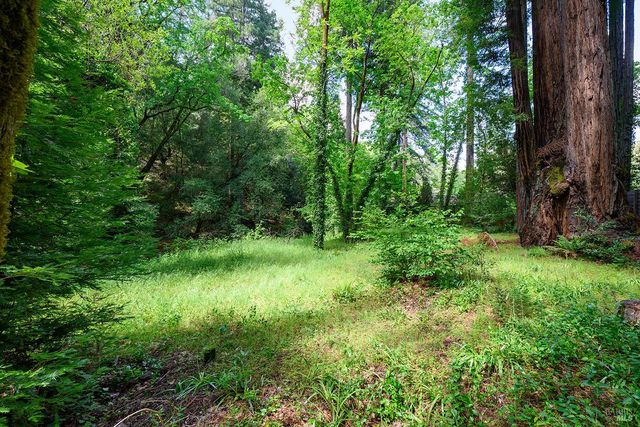 2563 Mill Creek Rd, Healdsburg, CA 95448