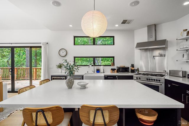 2563 Mill Creek Rd, Healdsburg, CA 95448