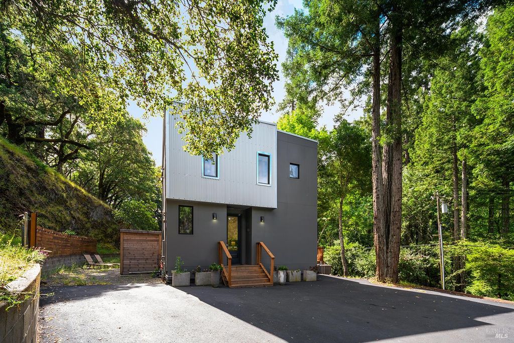 2563 Mill Creek Rd, Healdsburg, CA 95448