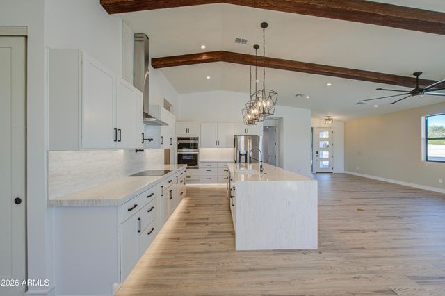 2645 E FAIRMOUNT Avenue, Phoenix, AZ 85016