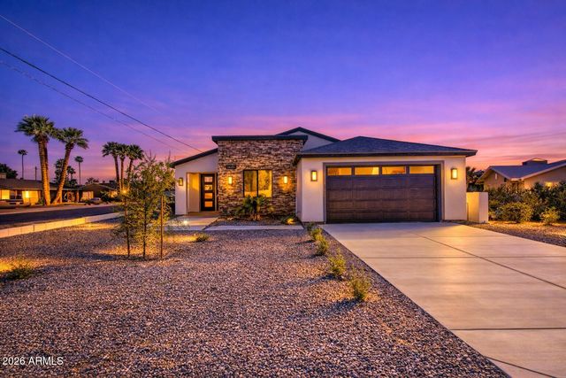 2645 E FAIRMOUNT Avenue, Phoenix, AZ 85016