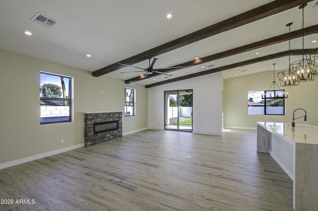 2645 E FAIRMOUNT Avenue, Phoenix, AZ 85016