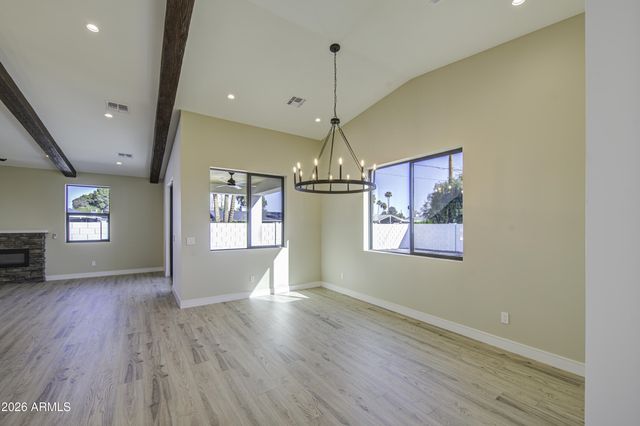 2645 E FAIRMOUNT Avenue, Phoenix, AZ 85016