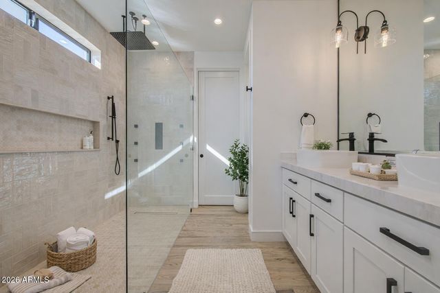 2645 E FAIRMOUNT Avenue, Phoenix, AZ 85016