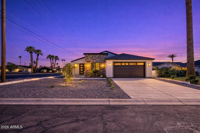 2645 E FAIRMOUNT Avenue, Phoenix, AZ 85016