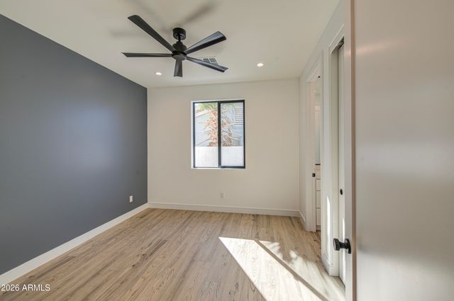 2645 E FAIRMOUNT Avenue, Phoenix, AZ 85016