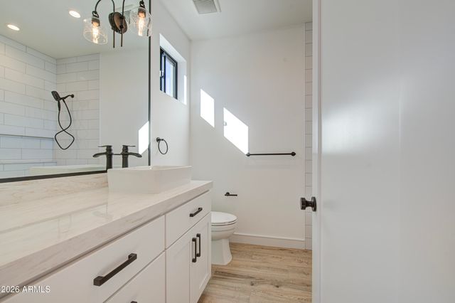 2645 E FAIRMOUNT Avenue, Phoenix, AZ 85016