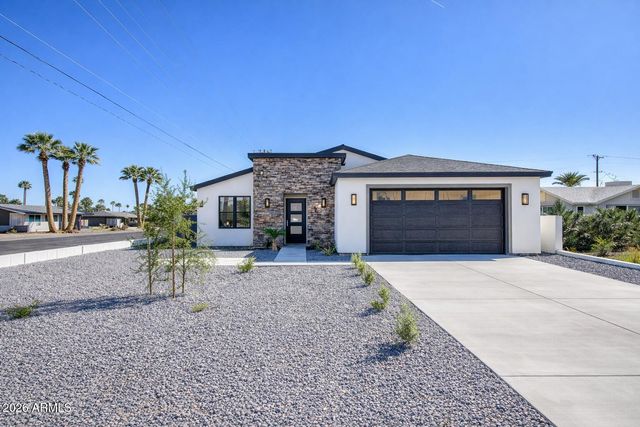 2645 E FAIRMOUNT Avenue, Phoenix, AZ 85016