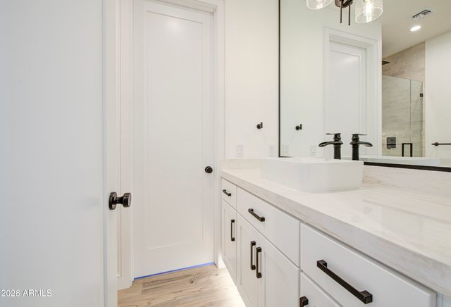 2645 E FAIRMOUNT Avenue, Phoenix, AZ 85016