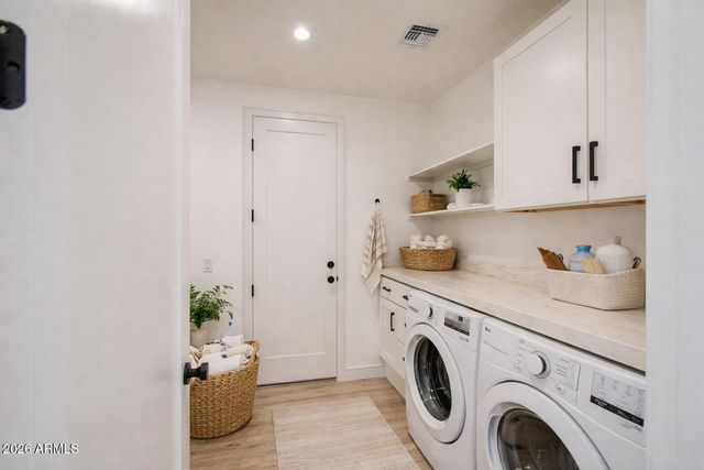 2645 E FAIRMOUNT Avenue, Phoenix, AZ 85016