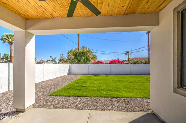 2645 E FAIRMOUNT Avenue, Phoenix, AZ 85016