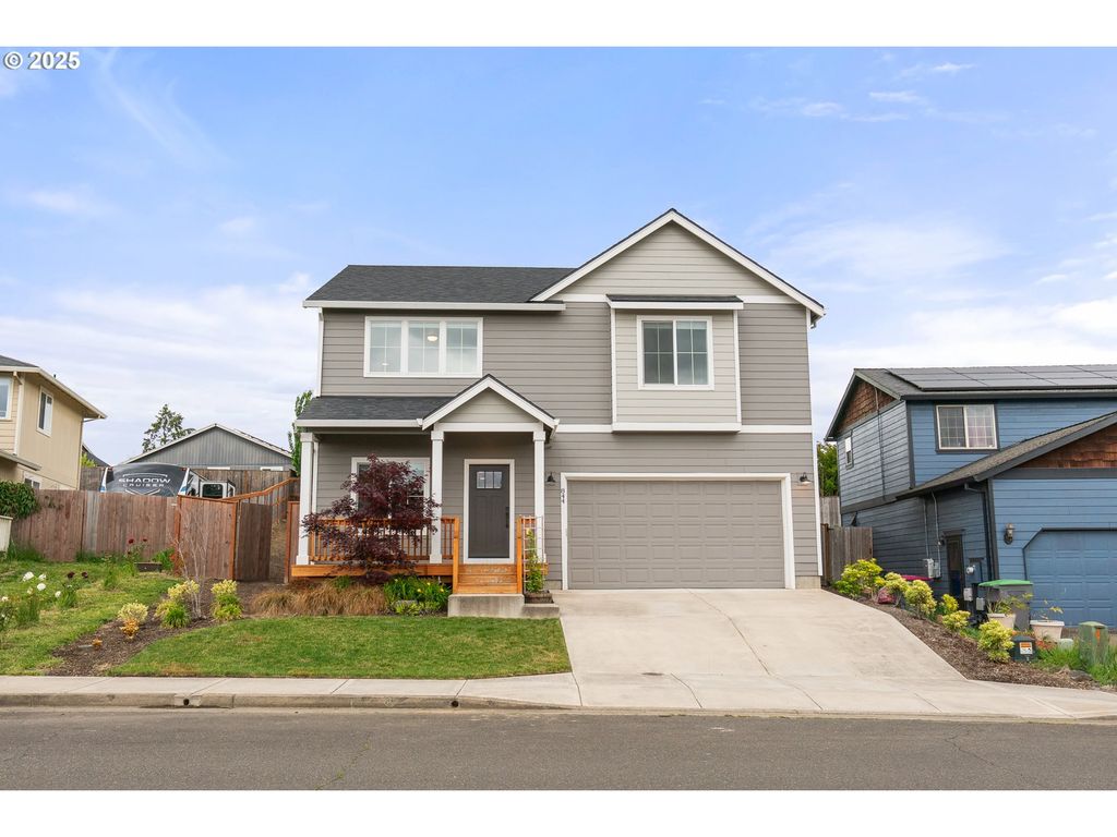 844 N GRANT St, Lafayette, OR 97127