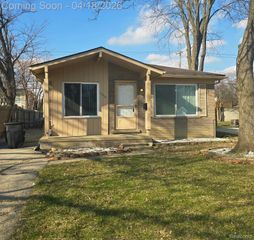 17676 ADDISON Street, Southfield, MI 48075