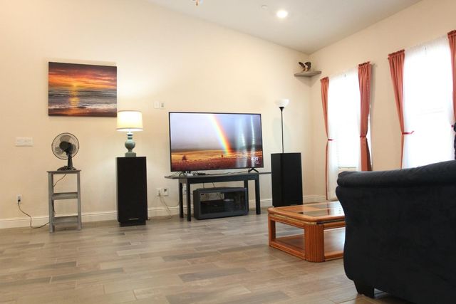 2363 Narvaez Way, Merced, CA 95340