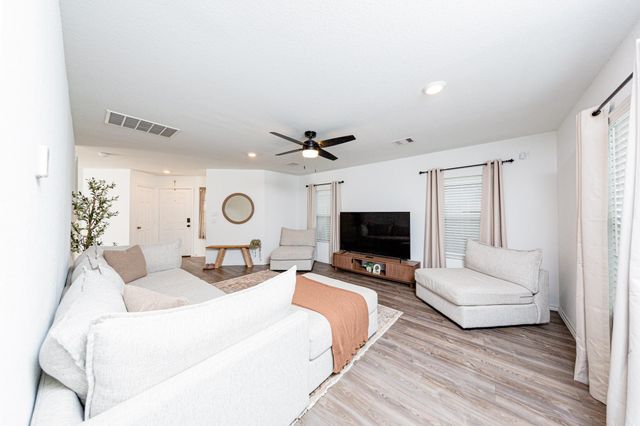 5422 Logan Dale Drive, Brookshire, TX 77423