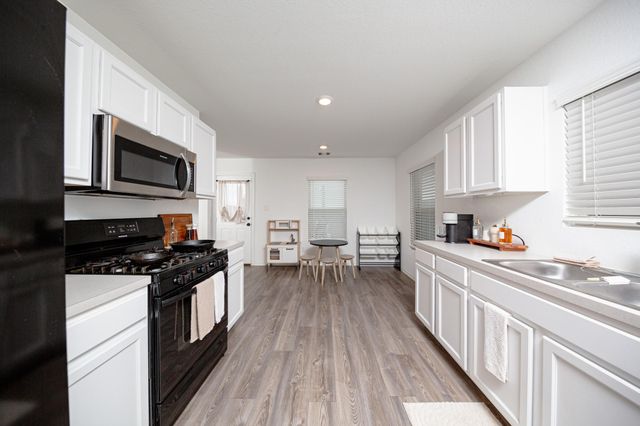 5422 Logan Dale Drive, Brookshire, TX 77423