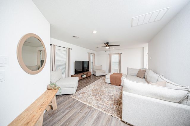 5422 Logan Dale Drive, Brookshire, TX 77423