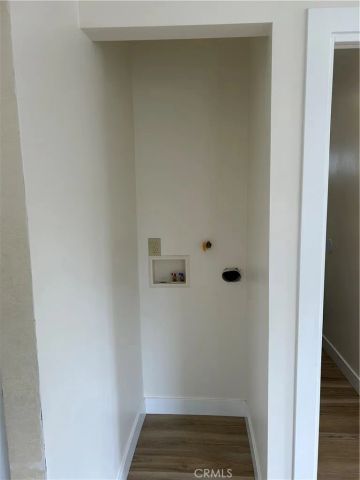 2033 W Burnett Street, Long Beach, CA 90810