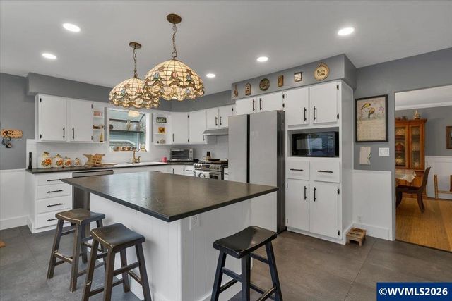 1113 Cottage St NE, Salem, OR 97301