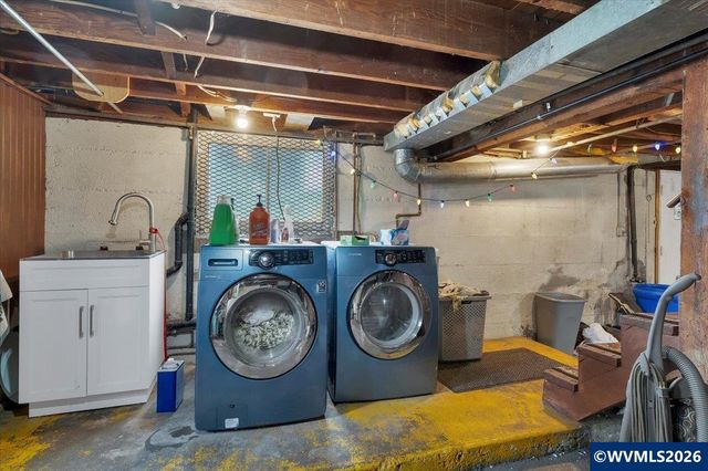 1113 Cottage St NE, Salem, OR 97301