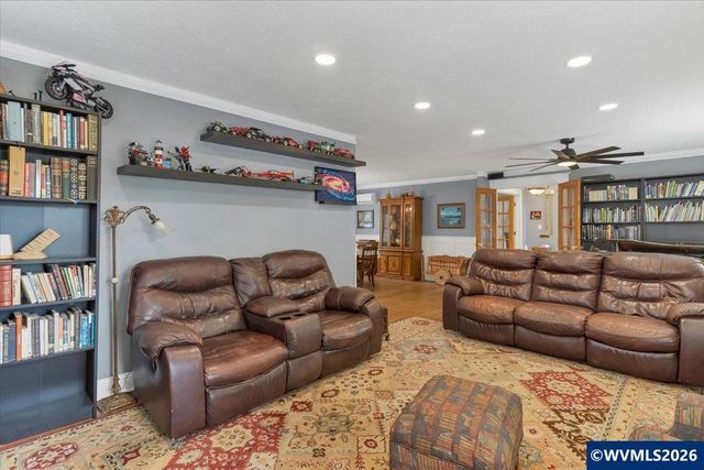 1113 Cottage St NE, Salem, OR 97301