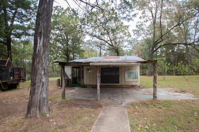 13240 CR 353, Winona, TX 75792