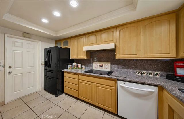 5146 Golden Avenue, Riverside, CA 92505