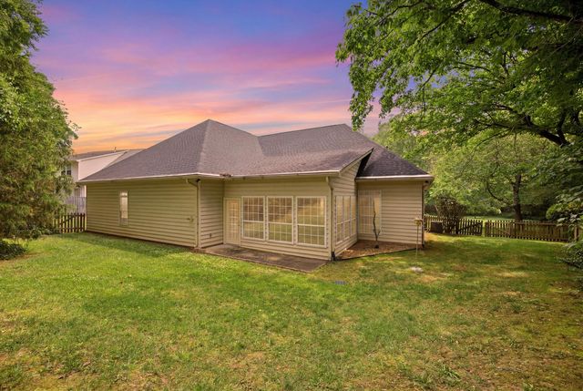 4833 Hampshire Place, Hixson, TN 37343