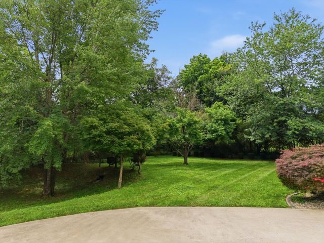 4833 Hampshire Place, Hixson, TN 37343
