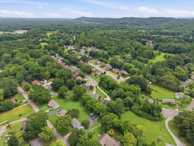 4833 Hampshire Place, Hixson, TN 37343