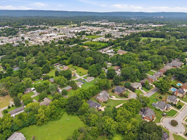 4833 Hampshire Place, Hixson, TN 37343