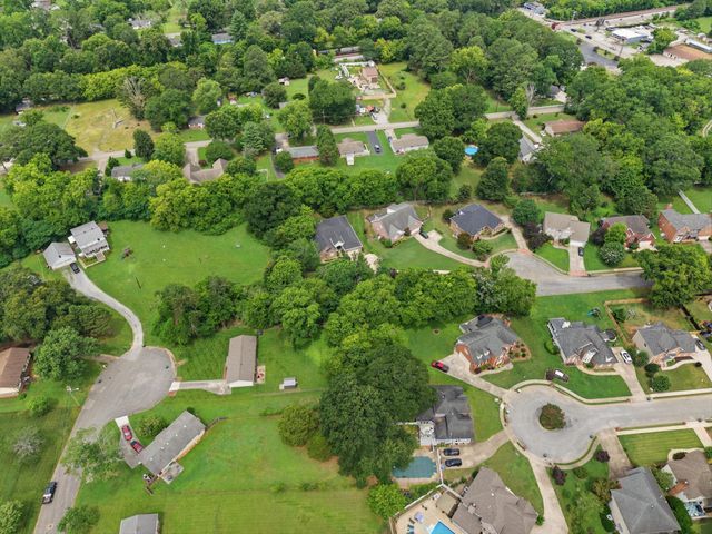 4833 Hampshire Place, Hixson, TN 37343