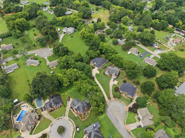 4833 Hampshire Place, Hixson, TN 37343