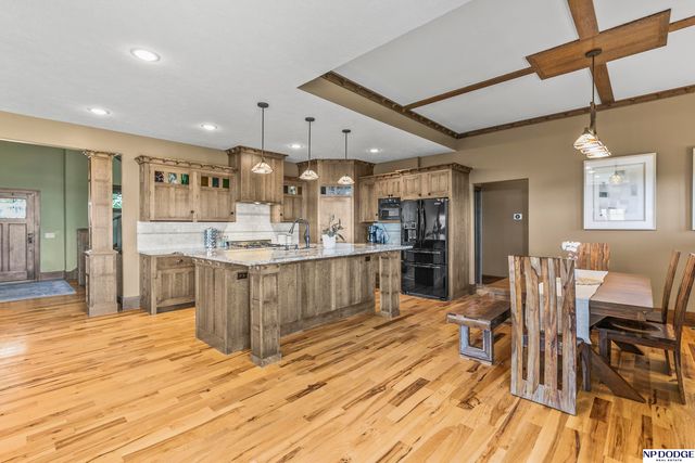 4724 Coffey Street, Papillion, NE 68133