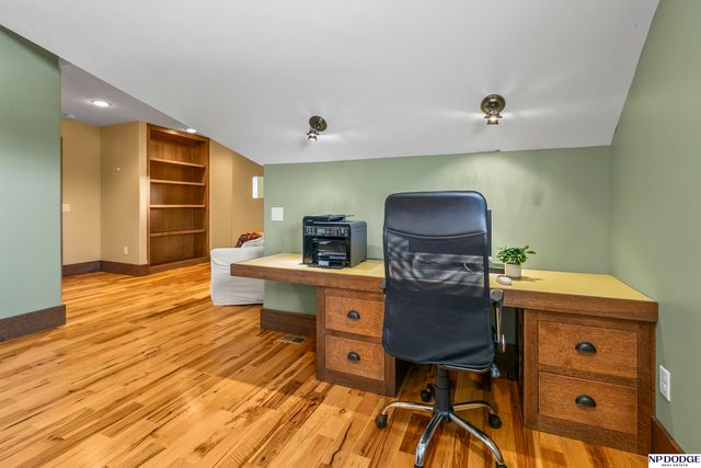 4724 Coffey Street, Papillion, NE 68133