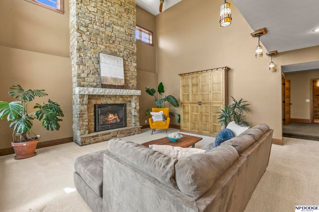 4724 Coffey Street, Papillion, NE 68133